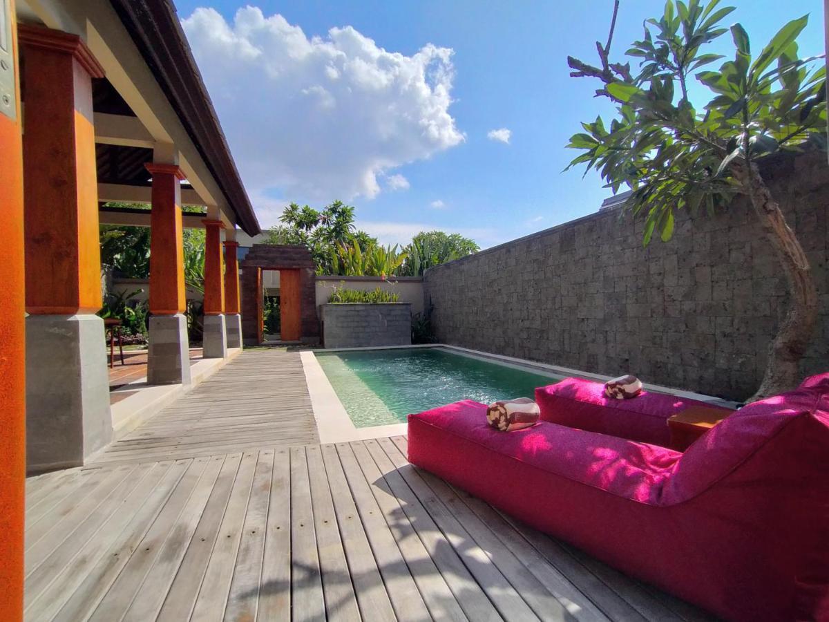 The Grand Villandra Resort Lovina Exterior photo